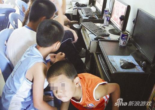 11歲男孩酷愛網游失聯50小時竟在網吧看別人打游戲