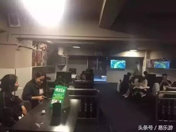 手游網吧什么鬼 去網吧打夜市,玩了一宿手機