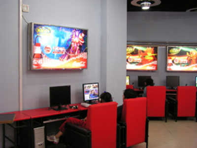 3D環幕儀助唐山超眾網吧贏得開門紅!