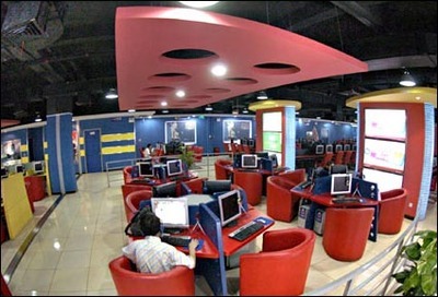 “五星級網吧”亮相長沙(組圖)_新聞中心_新浪網