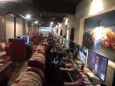 康定過年吃喝玩樂有去處,《盒子網吧》新春不打烊~蓋飯、炒飯、熱飲任你選~