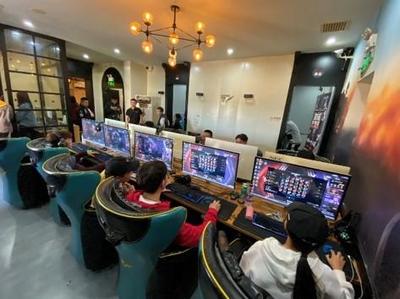 2019京東杯S2網吧賽驚艷開局 萬人逐夢征戰電競江湖