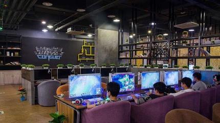 美女網(wǎng)管:有3個(gè)習(xí)慣的人,人品也好不到哪里去!