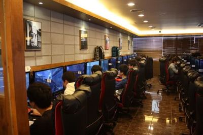 看看韓國(guó)網(wǎng)吧,再對(duì)比中國(guó)的,你更喜歡哪一個(gè)?