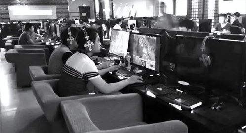 17歲男孩泡網吧一個月直到暈倒,檢查時肺部多處爛掉確診肺結核