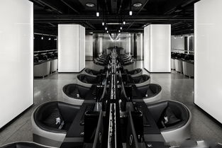 周杰倫花費2000萬的網吧開業了,一小時要三百塊